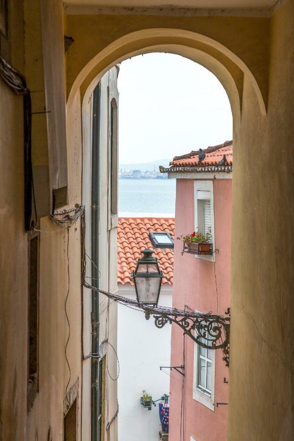 Alfama, Bright And Spacious With Private Terrace, By Timecooler Lisboa Eksteriør bilde